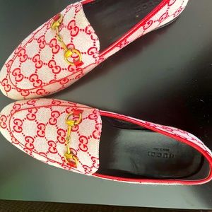 Gorgeous Rome red Gucci loafers size 39
